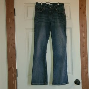Size 7/8×32 Wrangler Boot Cut Jeans
